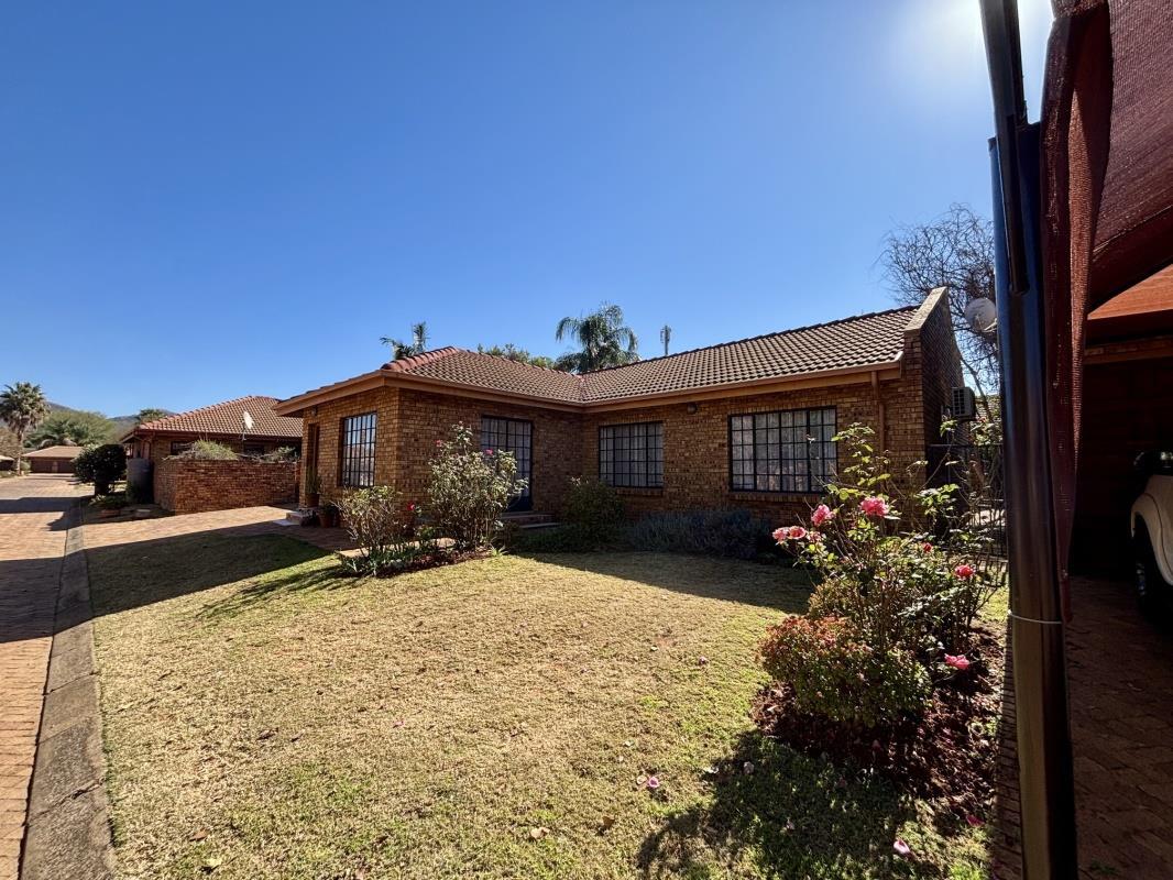 2 Bedroom House in Melodie