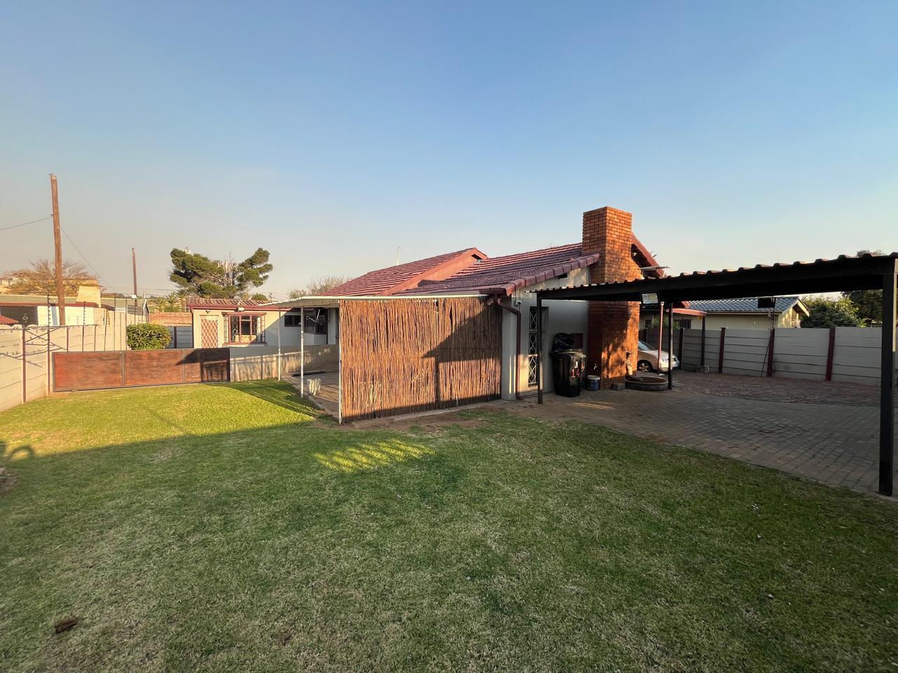 5 Bedroom House in Dinwiddie