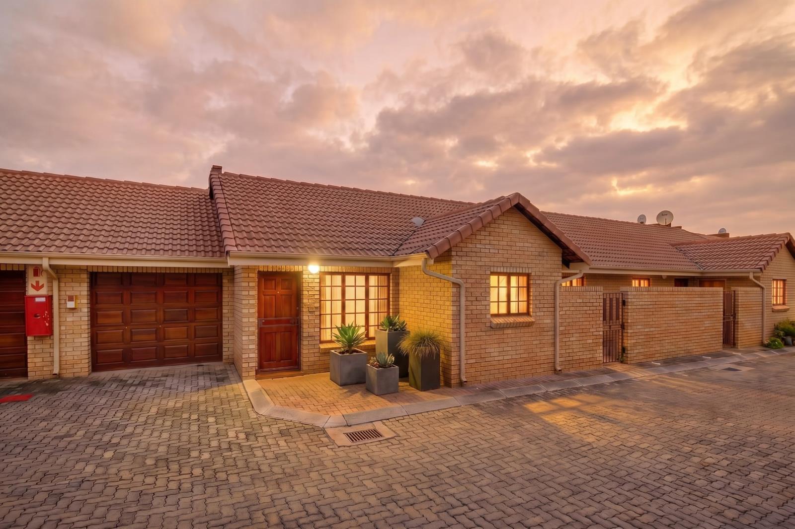 2 Bedroom Townhouse in North Riding