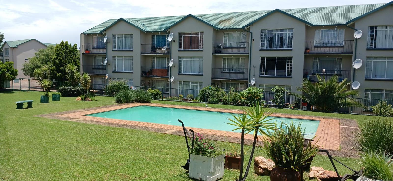 3 Bedroom Apartment in Krugersdorp North