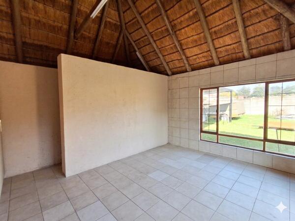 2 Bedroom House in Benoni AH