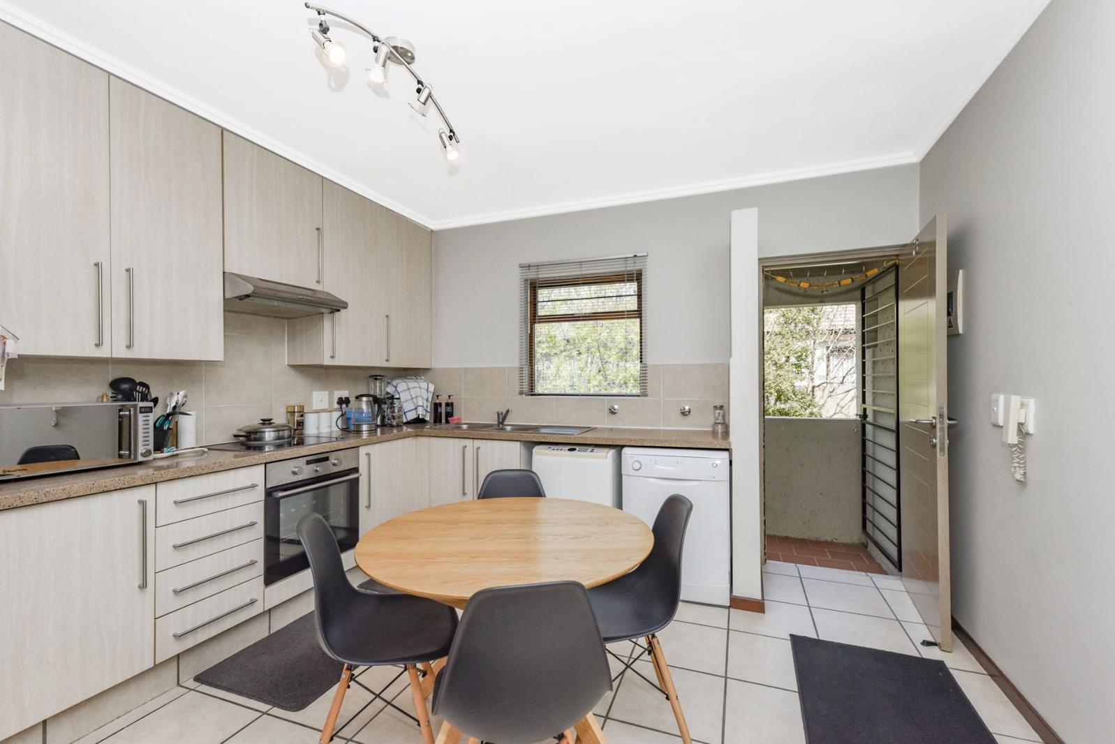 3 Bedroom Apartment in Maroeladal