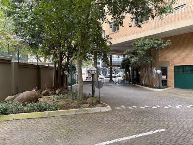 3 Bedroom Apartment in Morningside