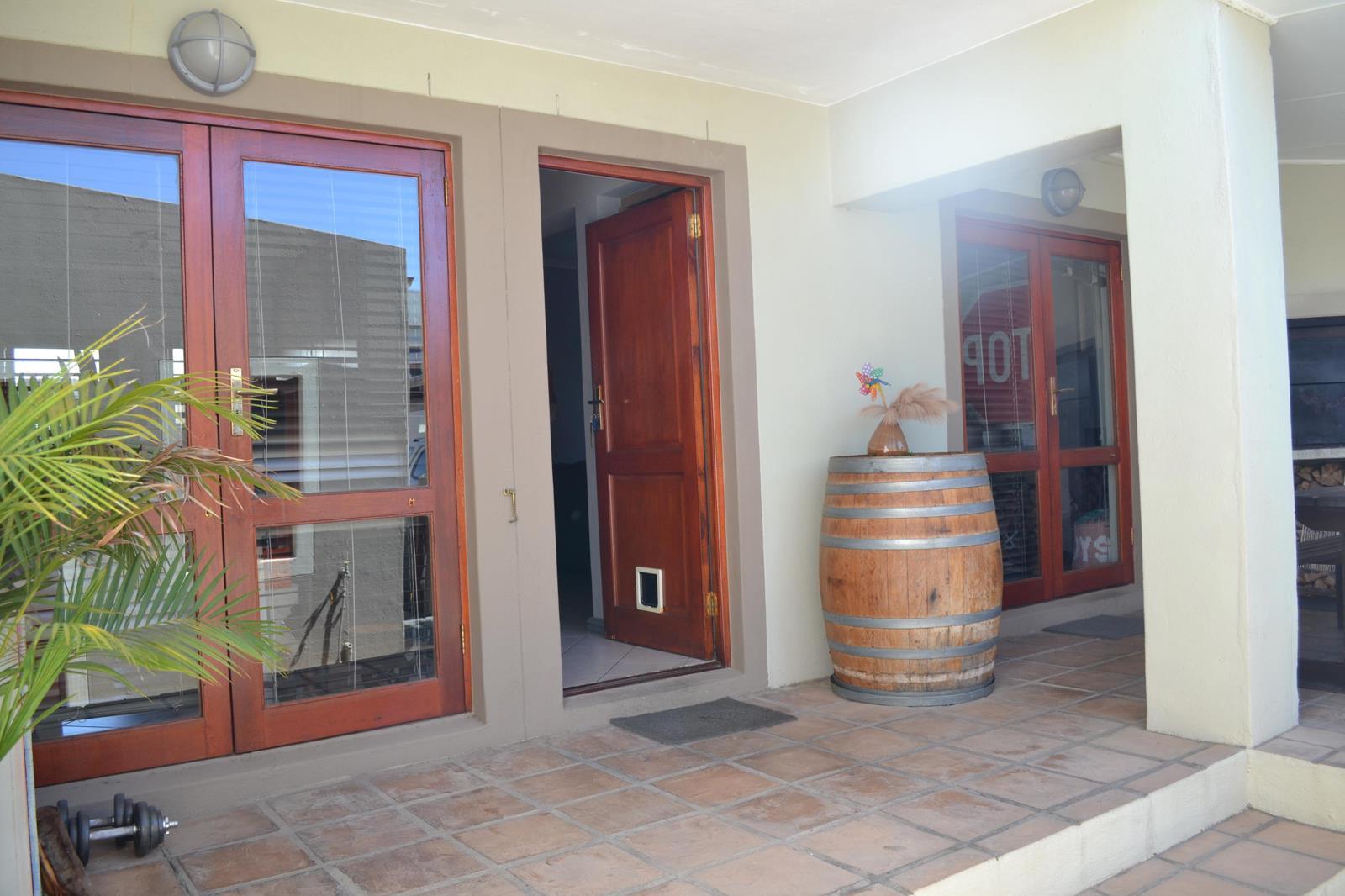 2 Bedroom Duplex in Wellington North