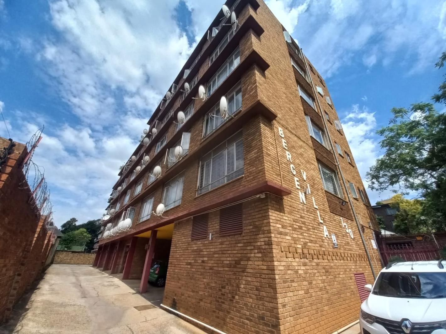 1 Bedroom Apartment in Sunnyside