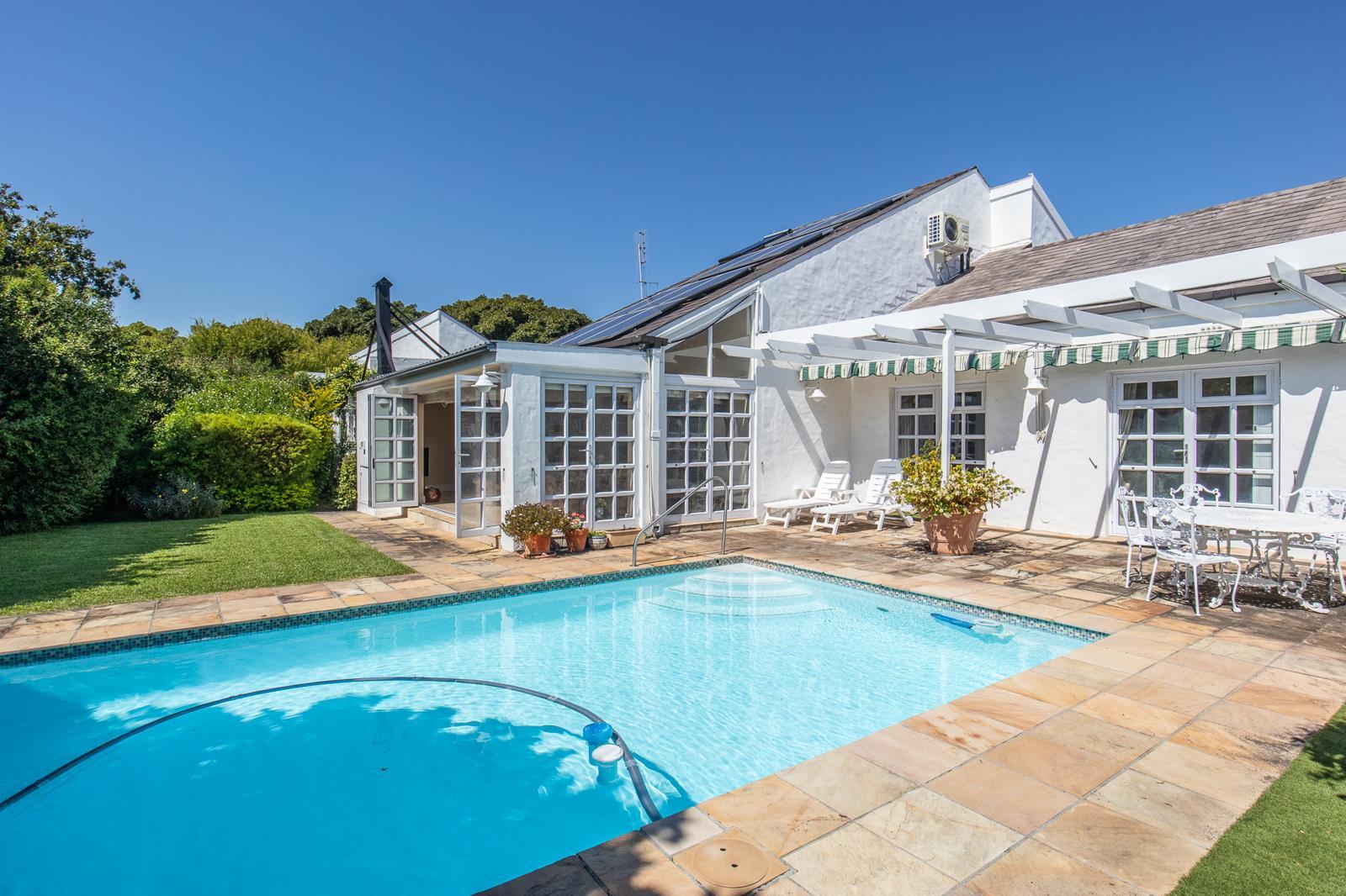 3 Bedroom House in Constantia