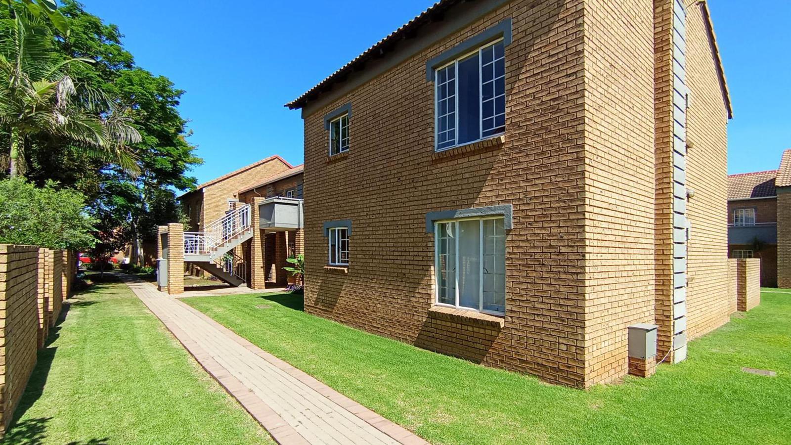 2 Bedroom Apartment in Equestria