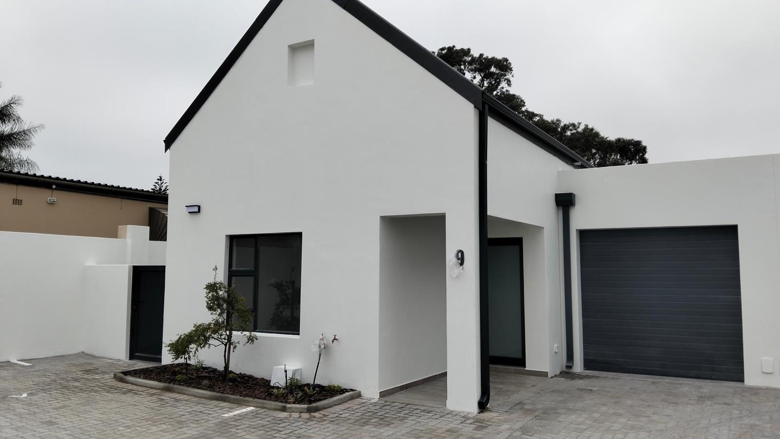 3 Bedroom Townhouse in Velddrif