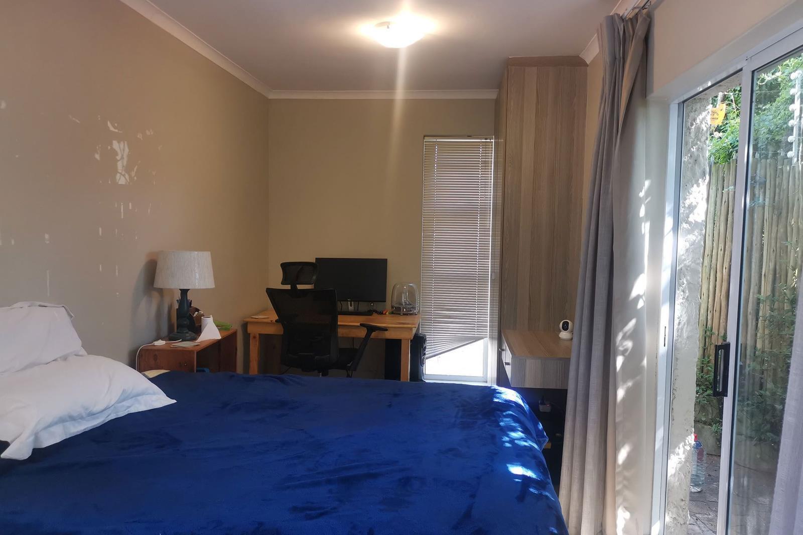 1 Bedroom Apartment in West Hill