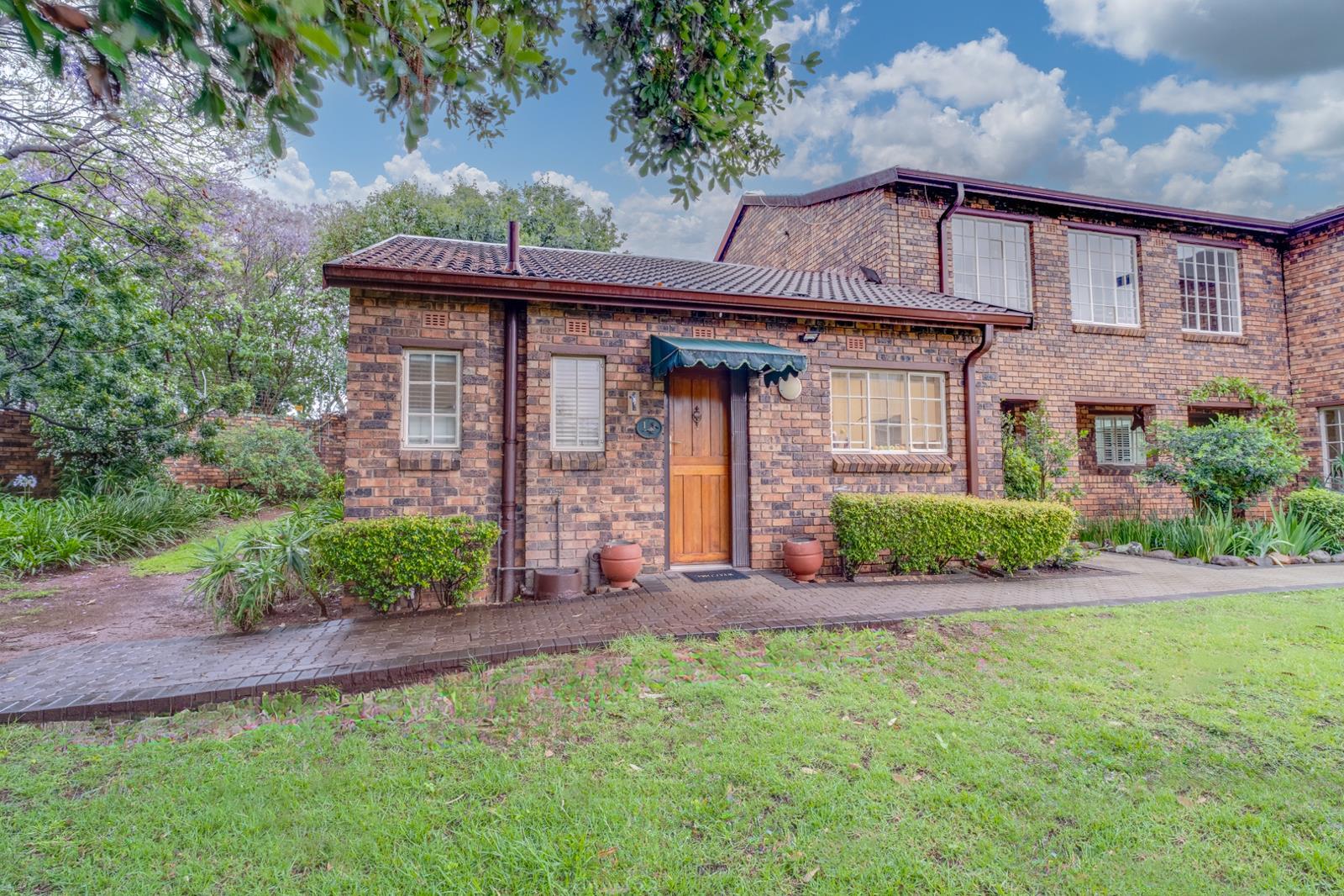 1 Bedroom Apartment in Bryanston
