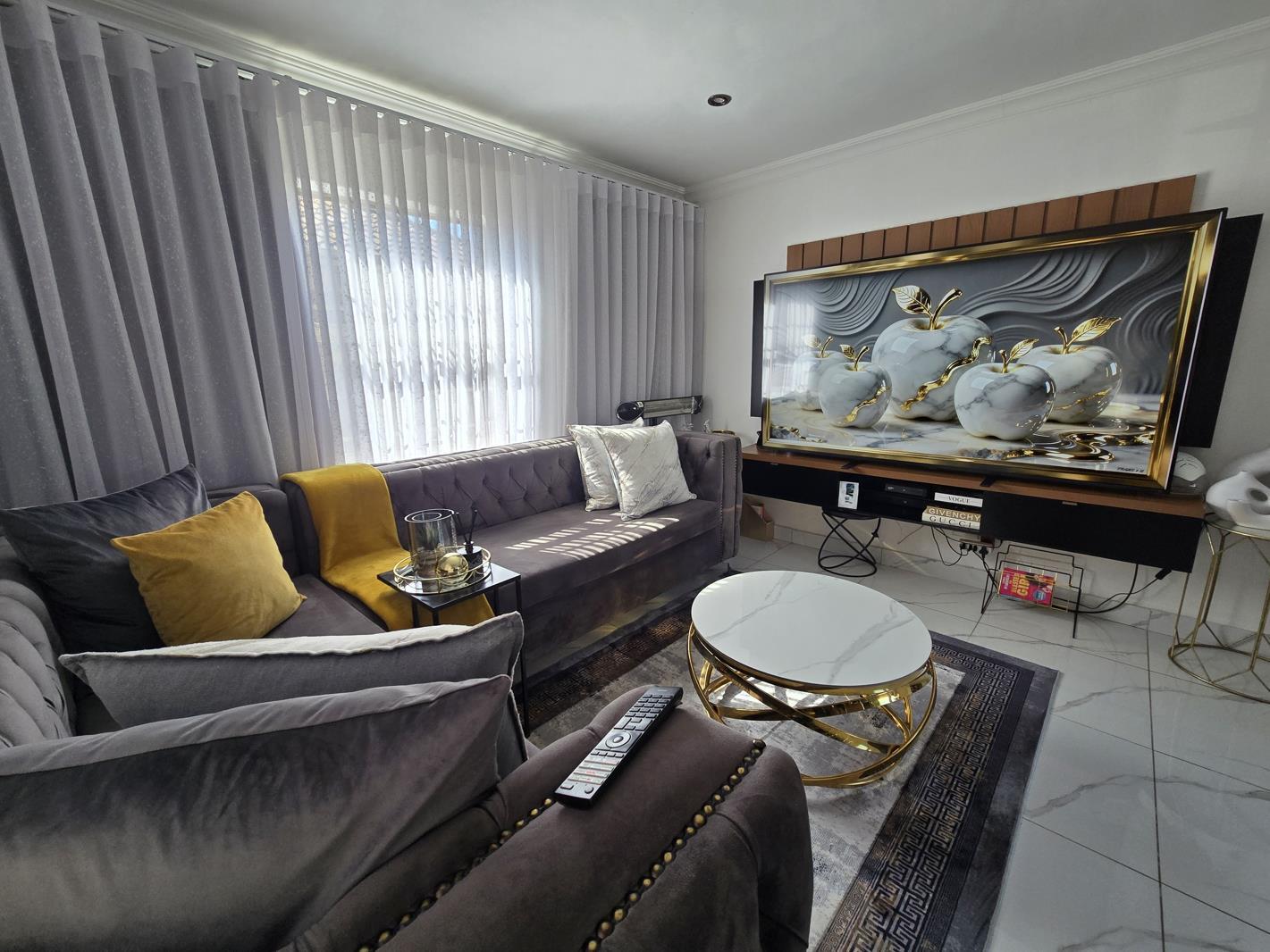 3 Bedroom House in Thatch Hill Estate