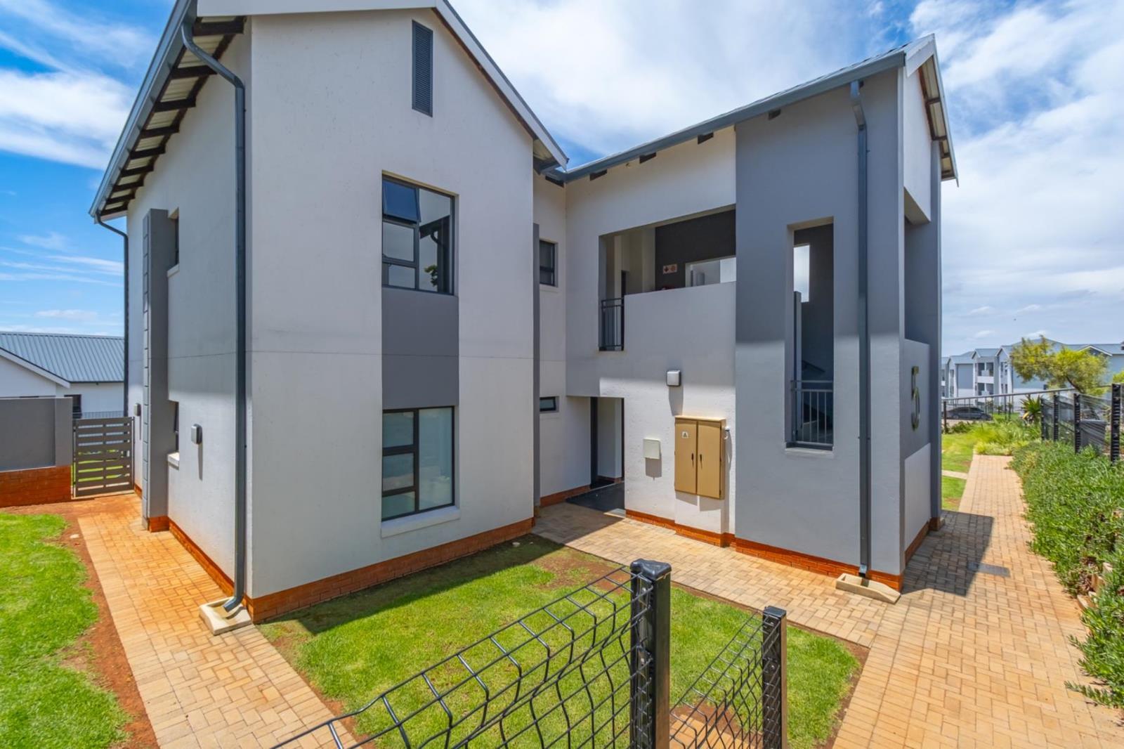 2 Bedroom Apartment in Pinehaven