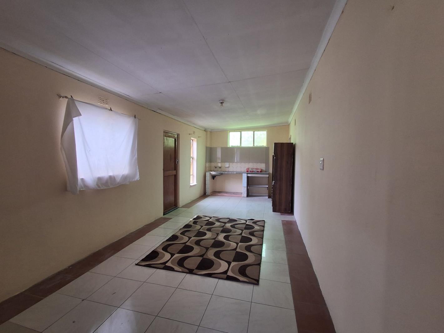 1 Bedroom Apartment in Robertsham