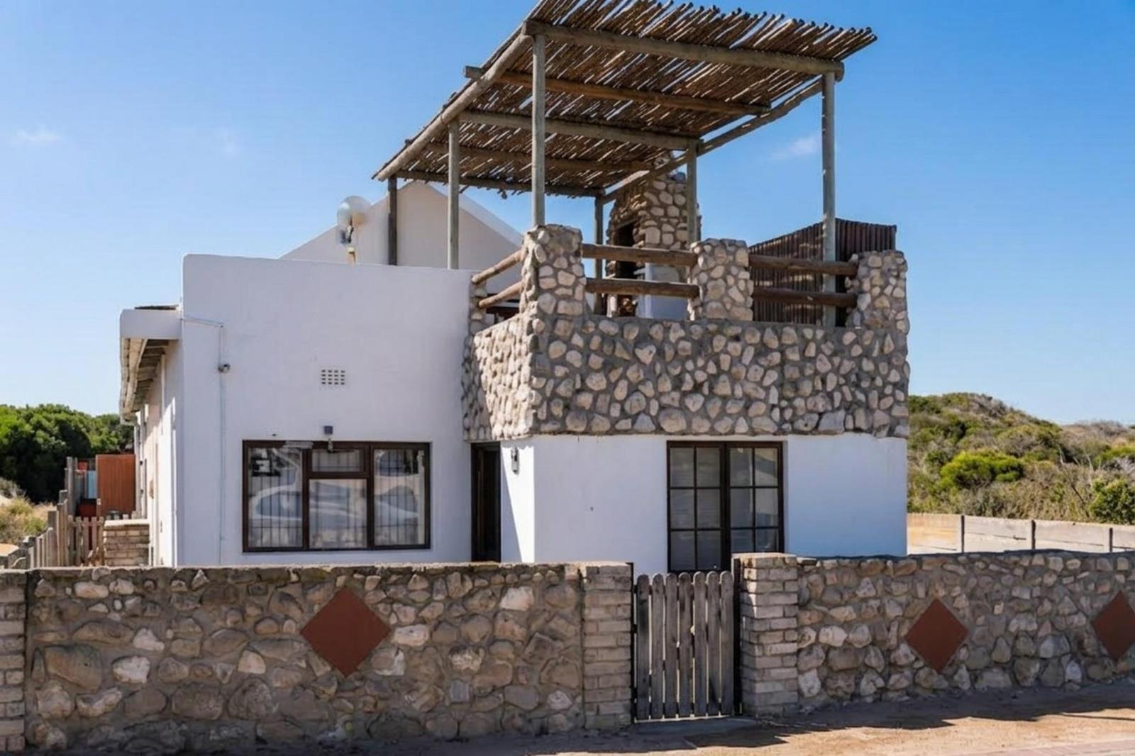 5 Bedroom House in Paternoster