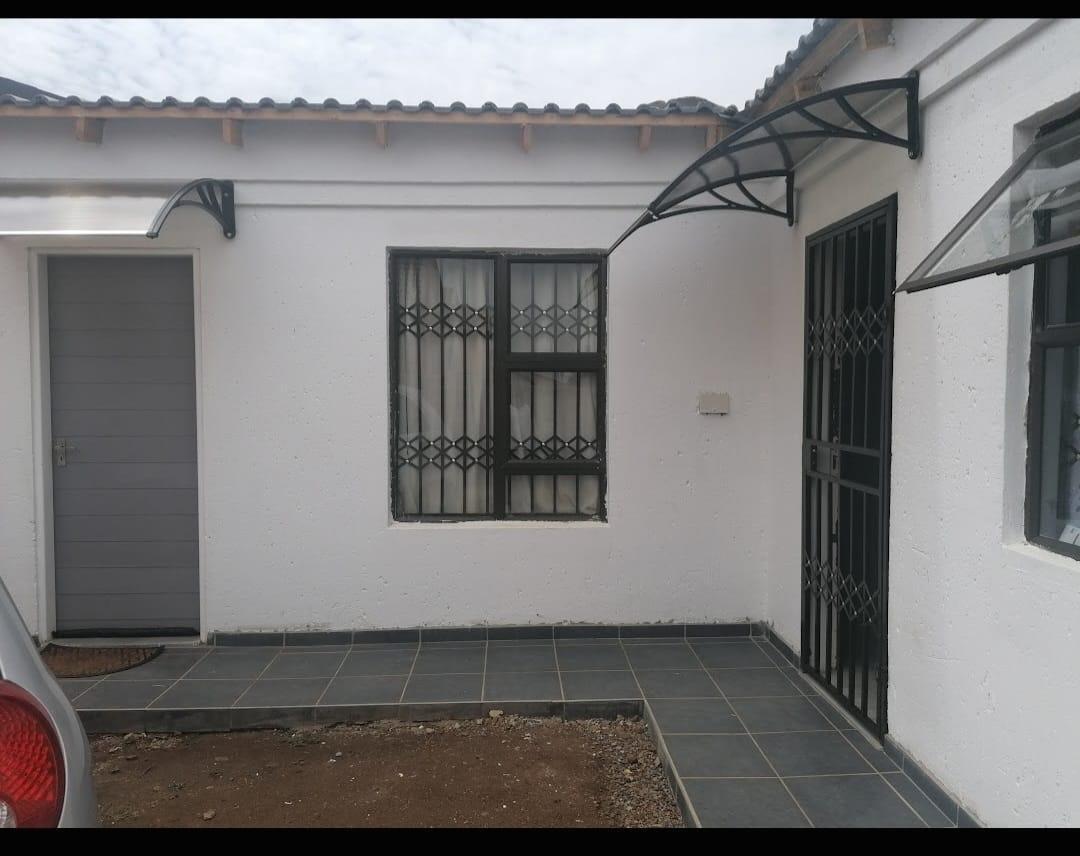 2 Bedroom House in Lakeside