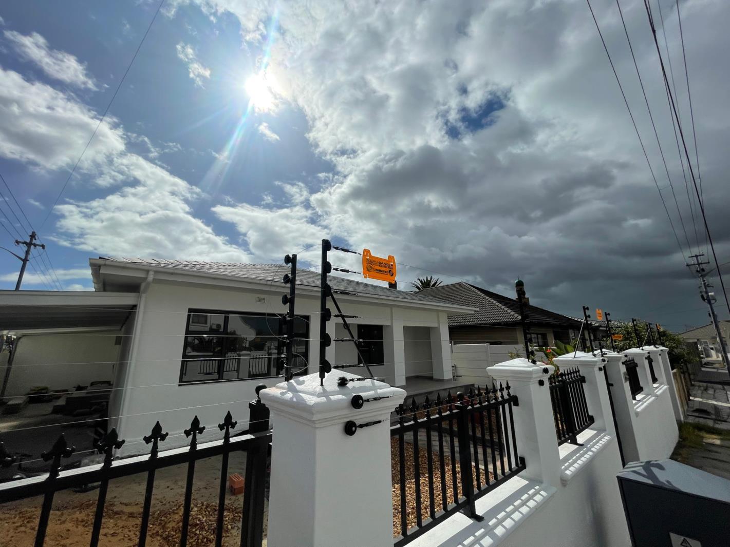 2 Bedroom House in Lansdowne