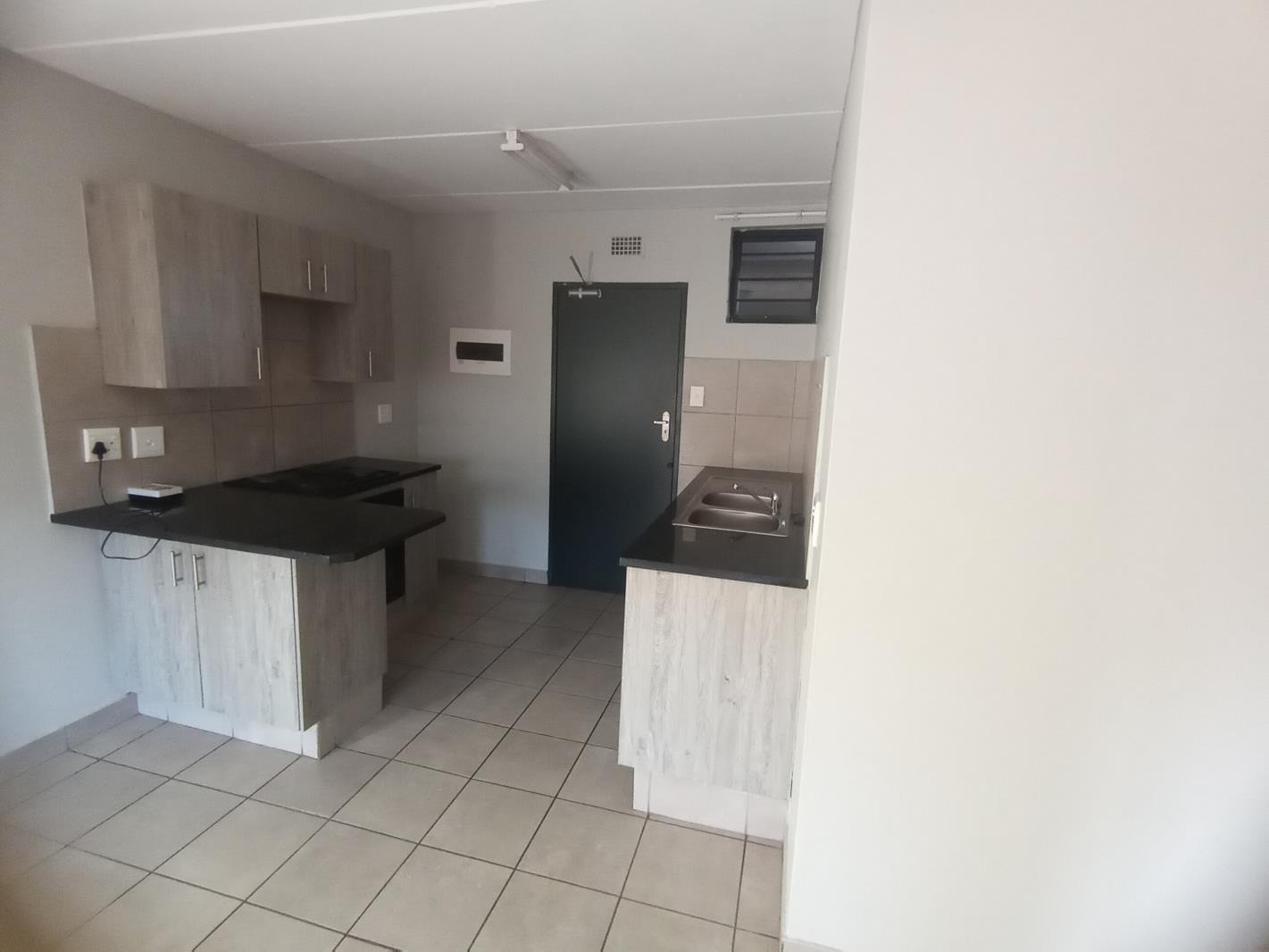 2 Bedroom Apartment in La Montagne