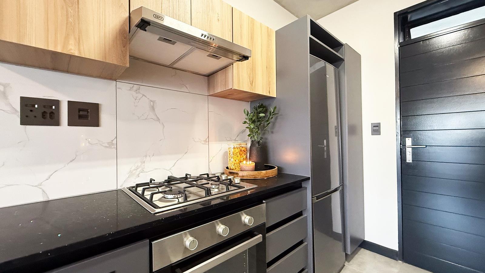 2 Bedroom Apartment in Helderfontein Estate
