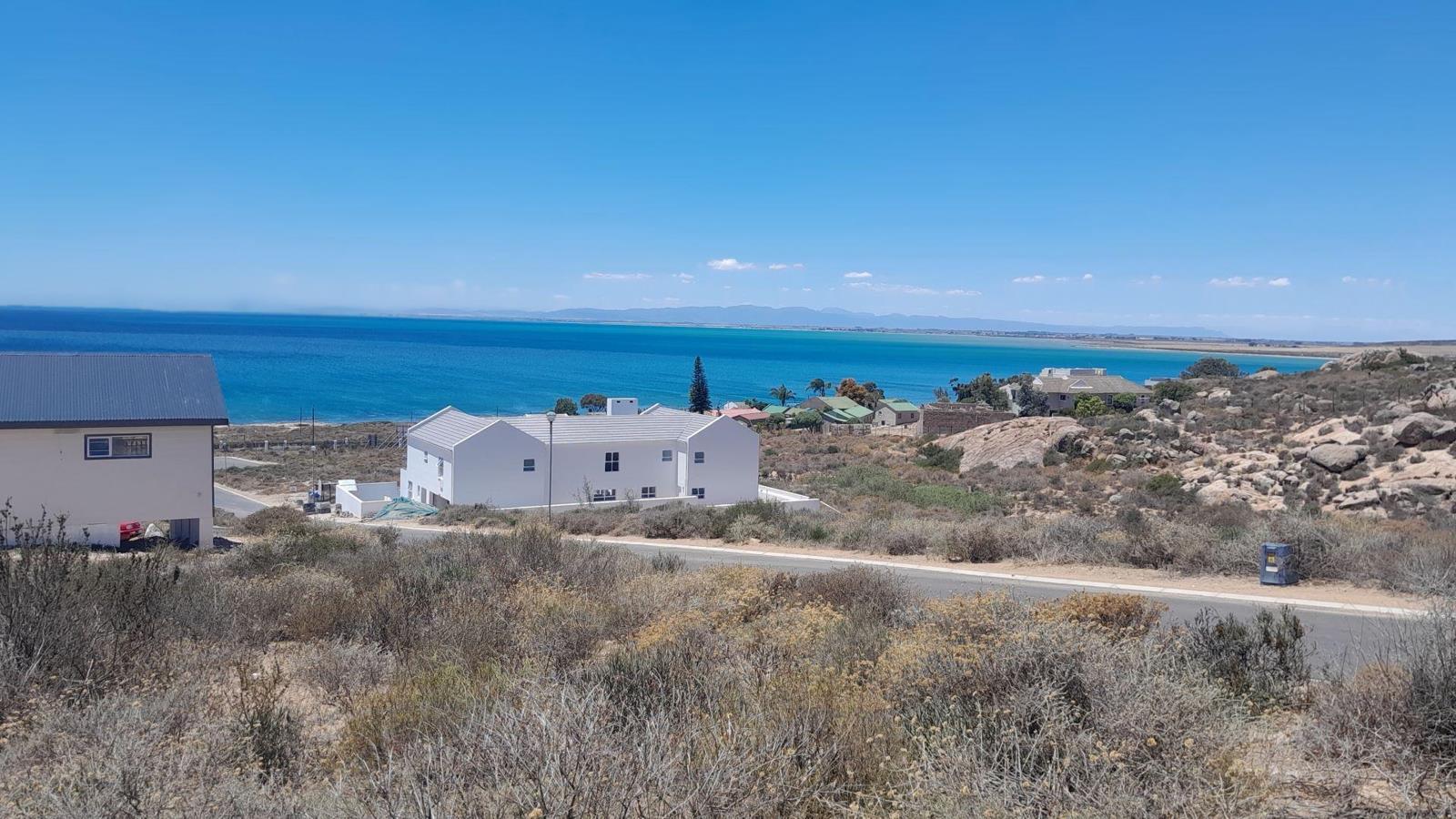 405 m² Land available in St Helena Views