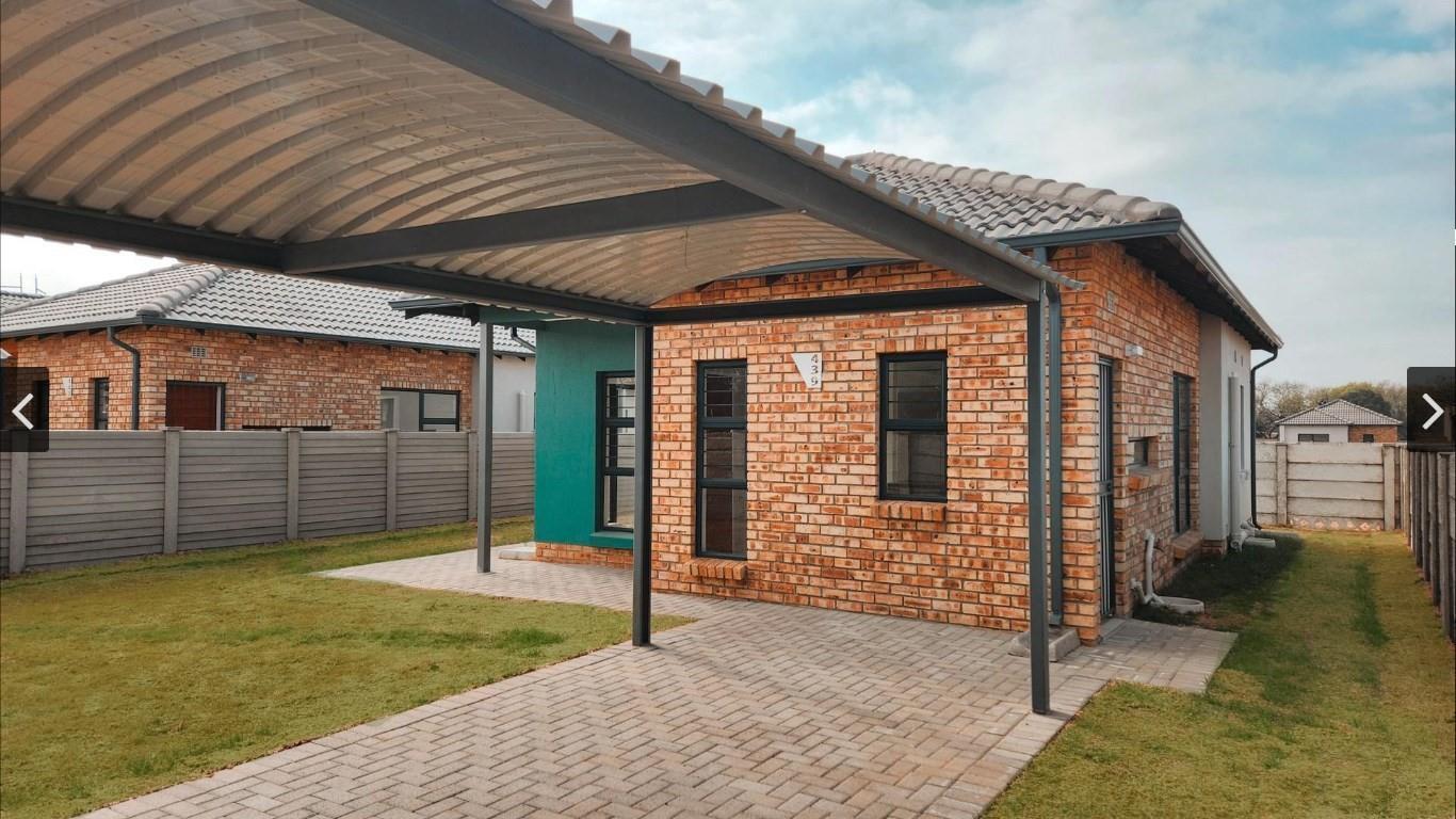 2 Bedroom House in Toekomsrus