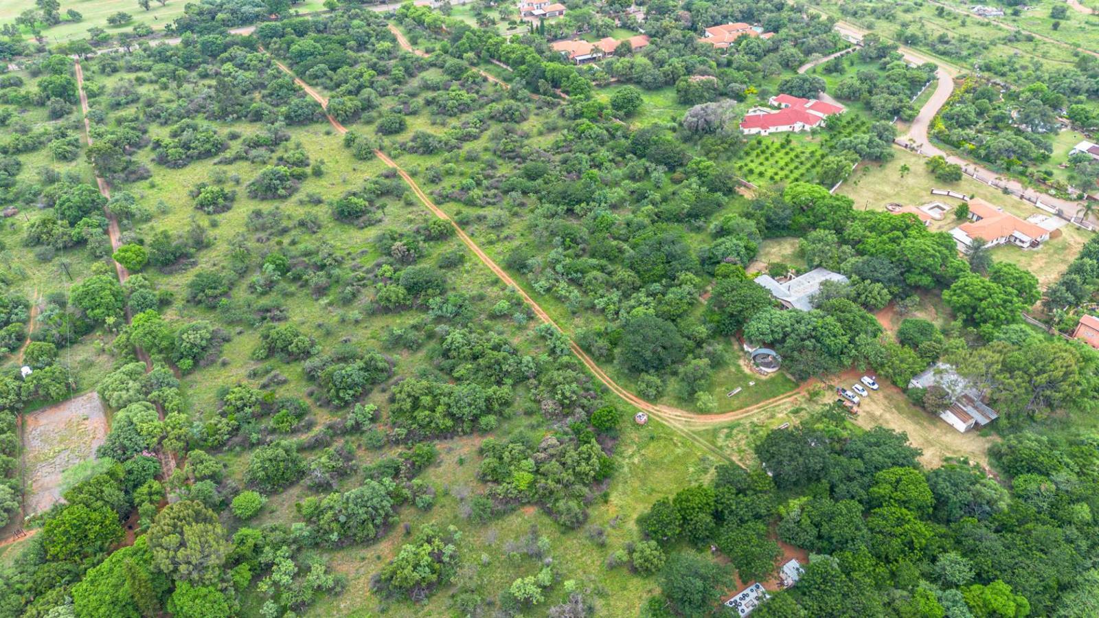 1 ha Land available in Kameeldrift East