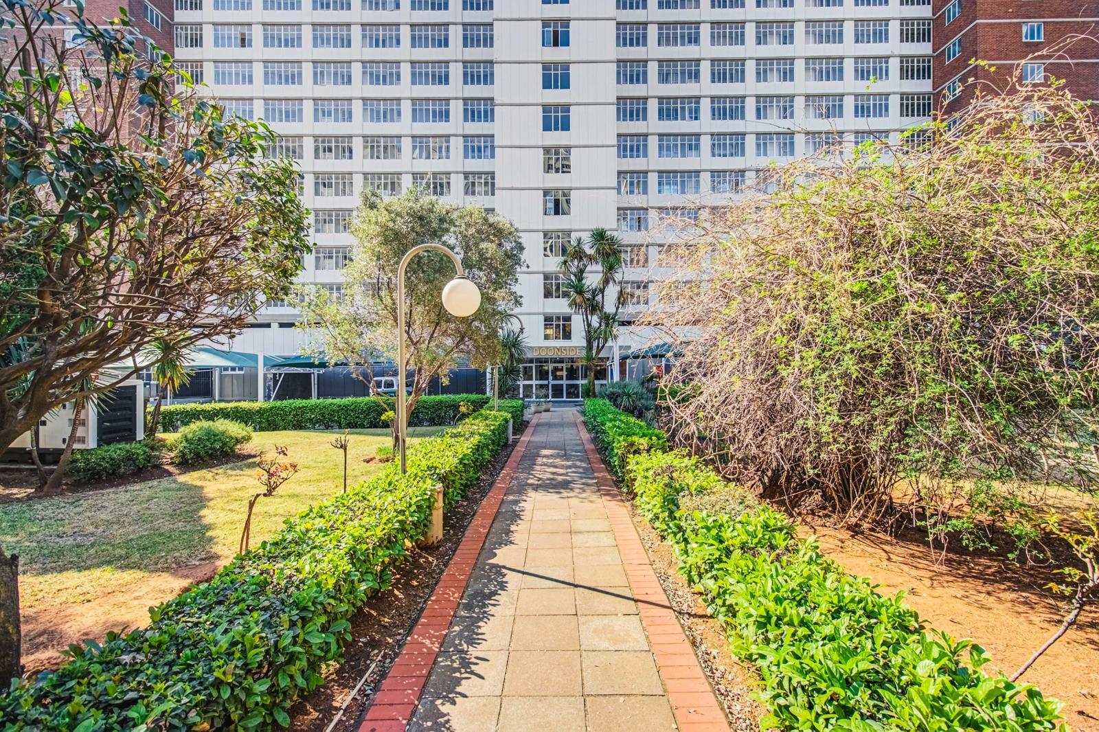2 Bedroom Apartment in Bedford Gardens