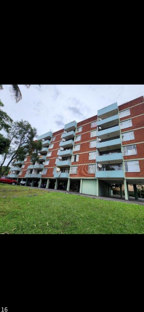 2 Bedroom Apartment in Pinetown Central