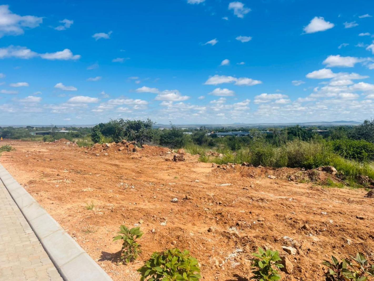 1.4 ha Land available in Bendor