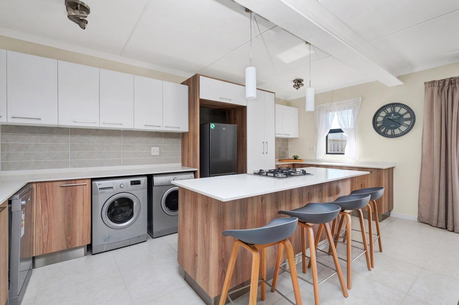 2 Bedroom Apartment in Modderfontein