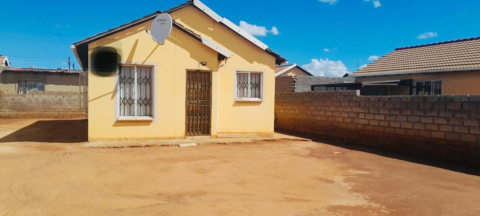 3 Bedroom House in Protea Glen