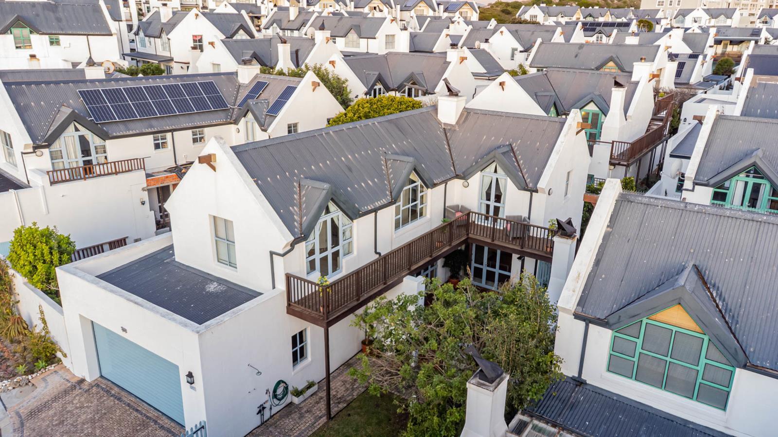 3 Bedroom Duplex in Big Bay