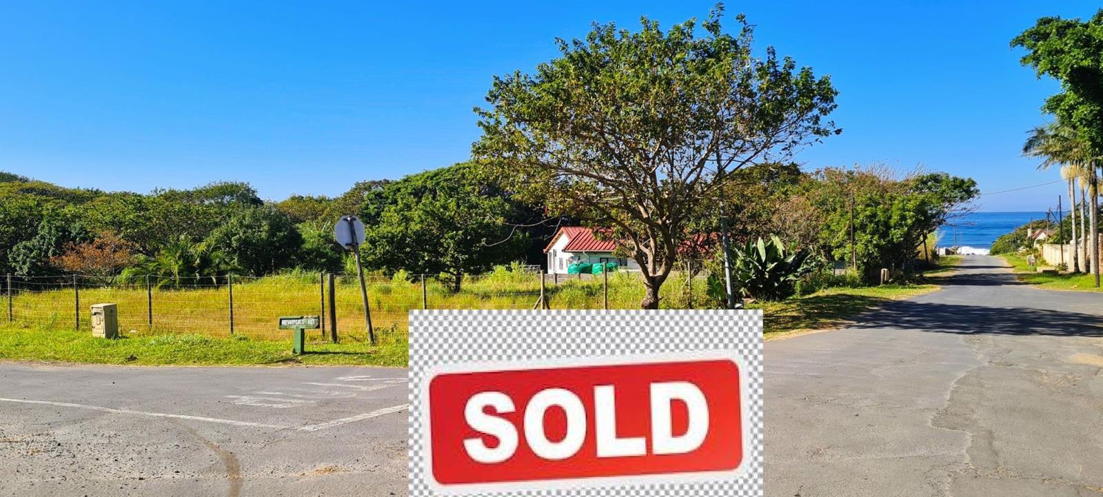 2 023 m² Land available in Port Edward