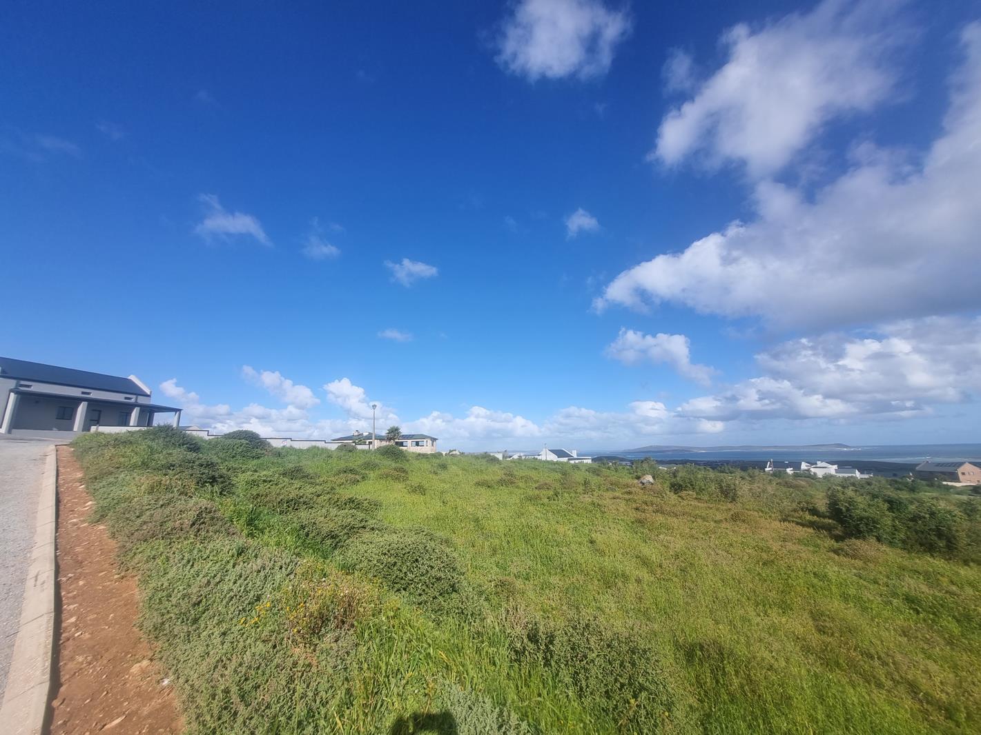 750 m² Land available in Hoogland