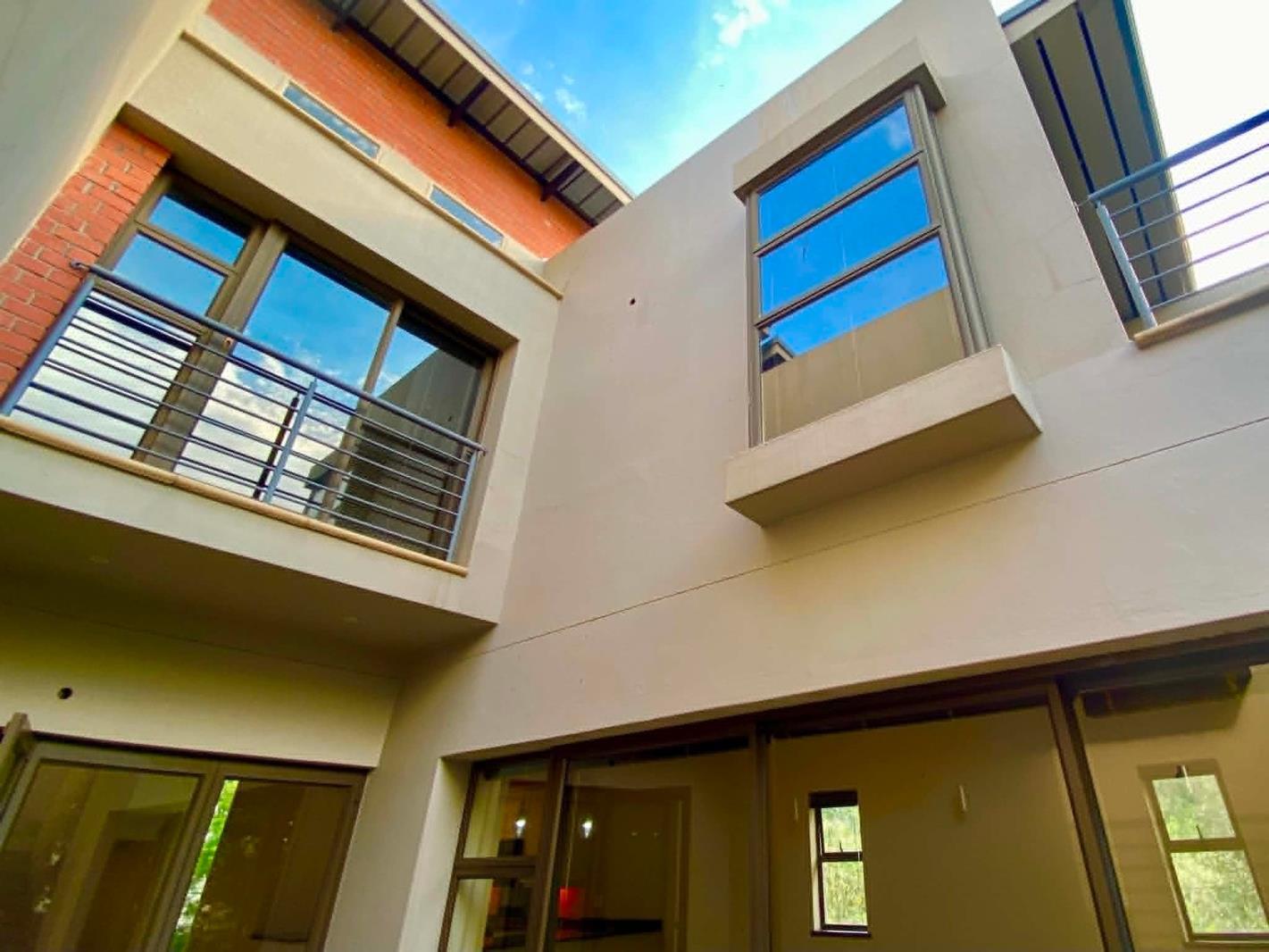 2 Bedroom Apartment in Melrose