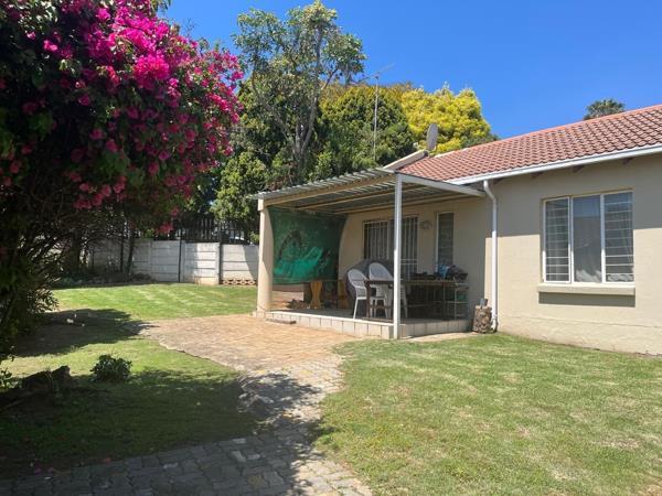 2 Bedroom House in Radiokop
