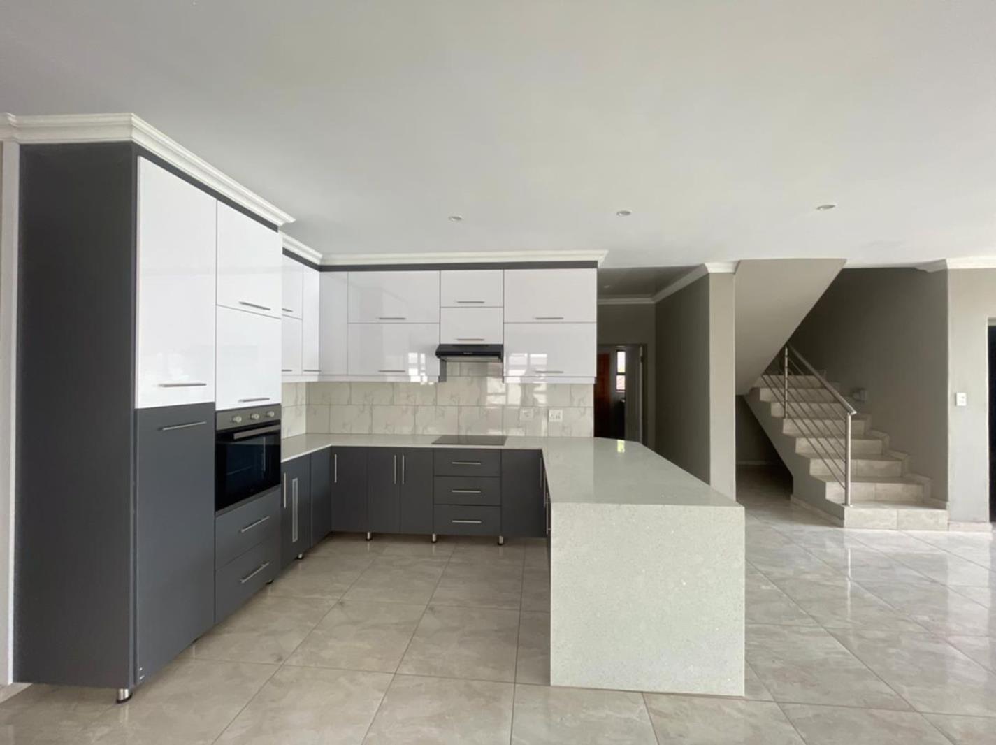 4 Bedroom House in Derdepoort