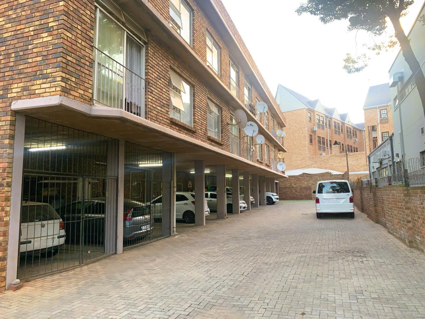 2 Bedroom Apartment in Lyttelton Manor