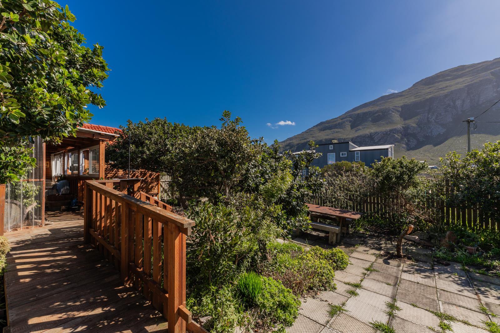 3 Bedroom House in Bettys Bay