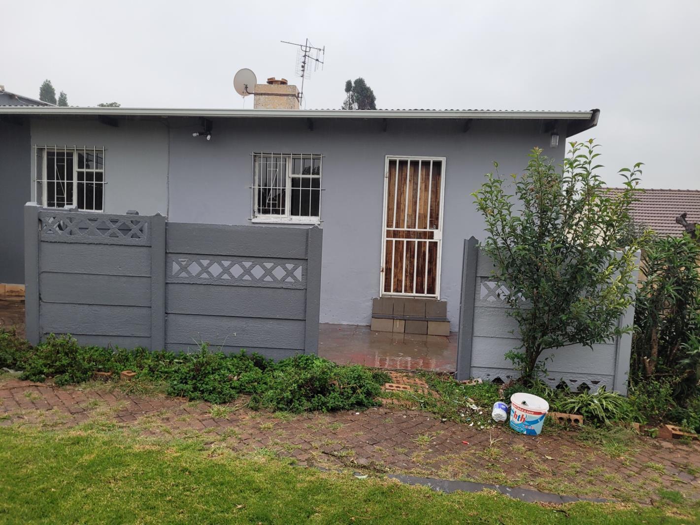 2 Bedroom House in Birch Acres