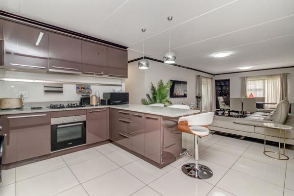 3 Bedroom Apartment in Broadacres