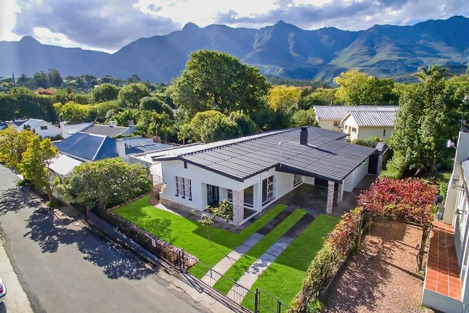 4 Bedroom House in Swellendam
