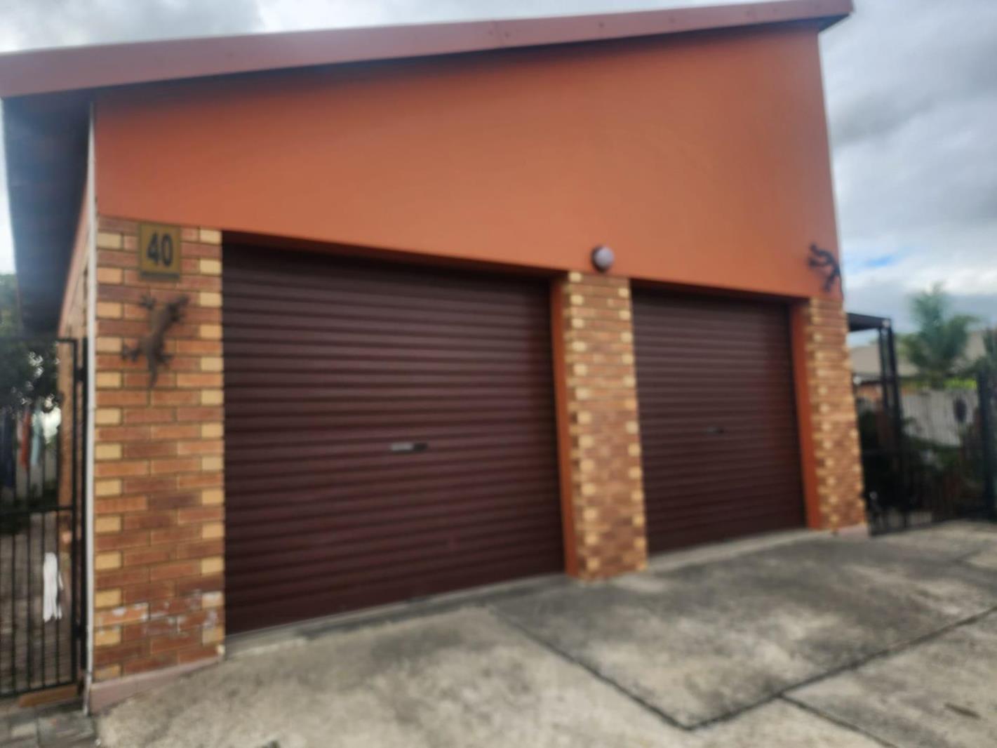 2 Bedroom House in Waterval East