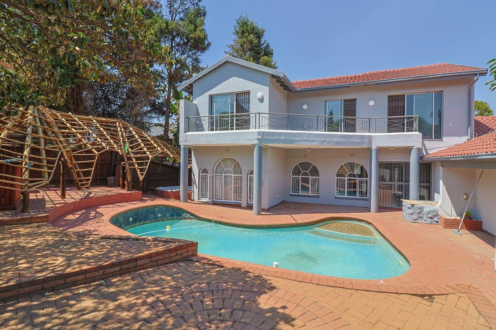 5 Bedroom House in Mulbarton