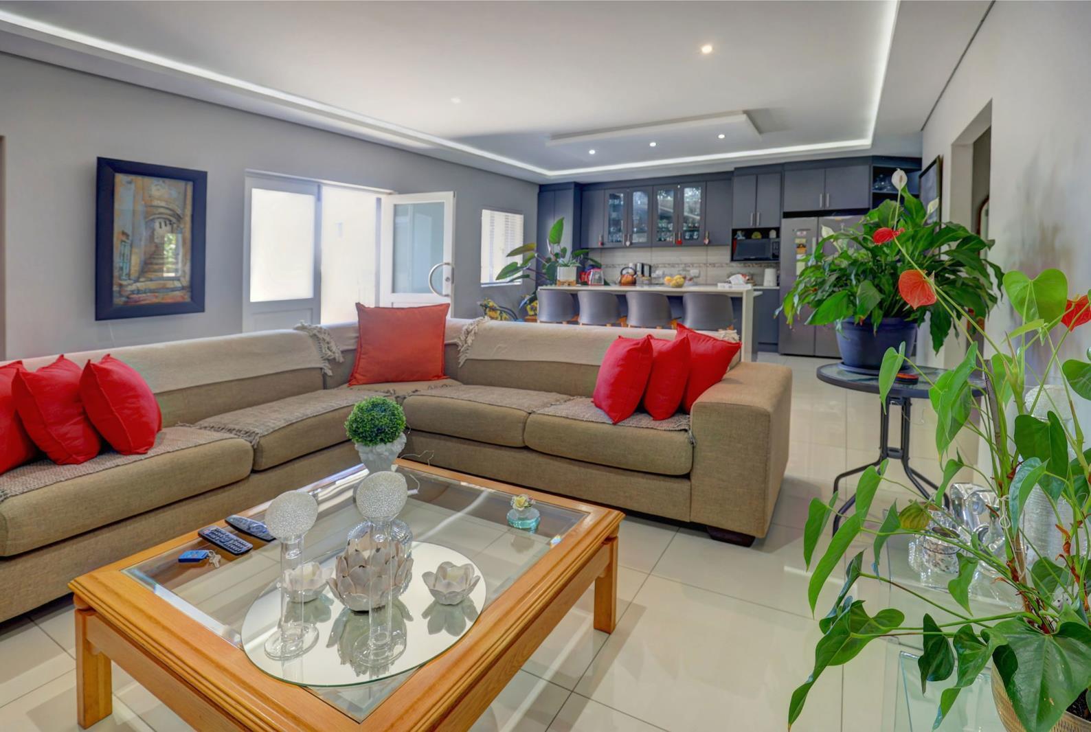 3 Bedroom House in Kraaibosch