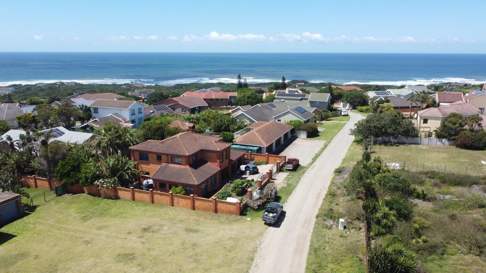 872 m² Land available in Port Alfred