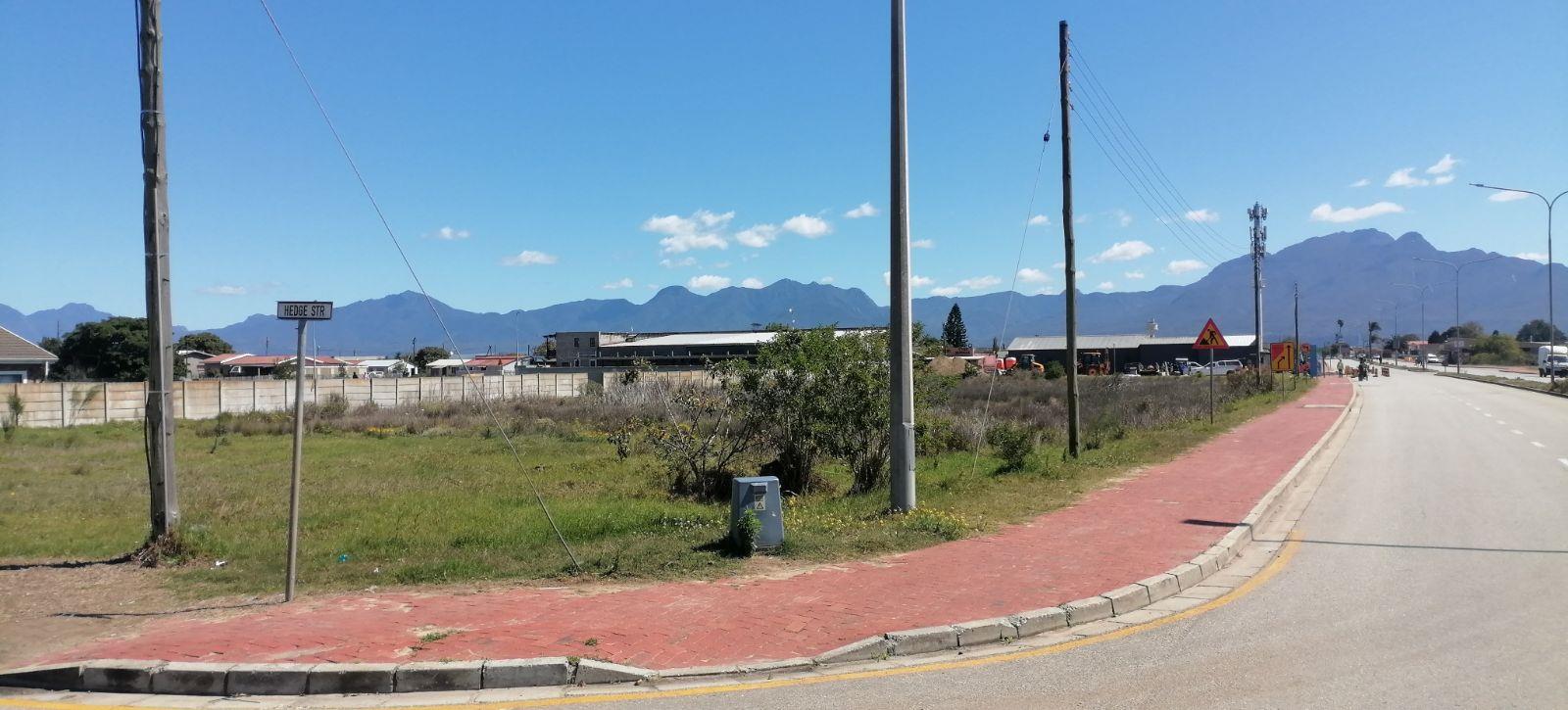3 394 m² Land available in Pacaltsdorp