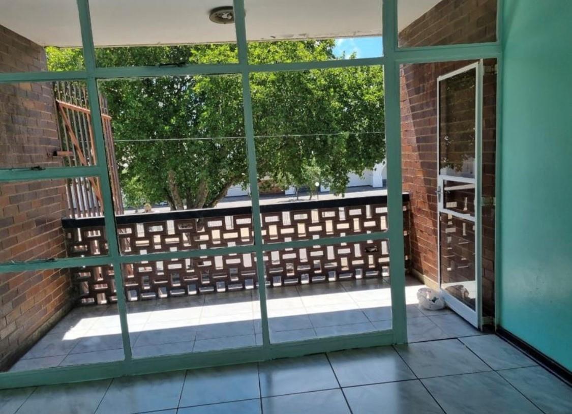 2 Bedroom Apartment in Krugersdorp West