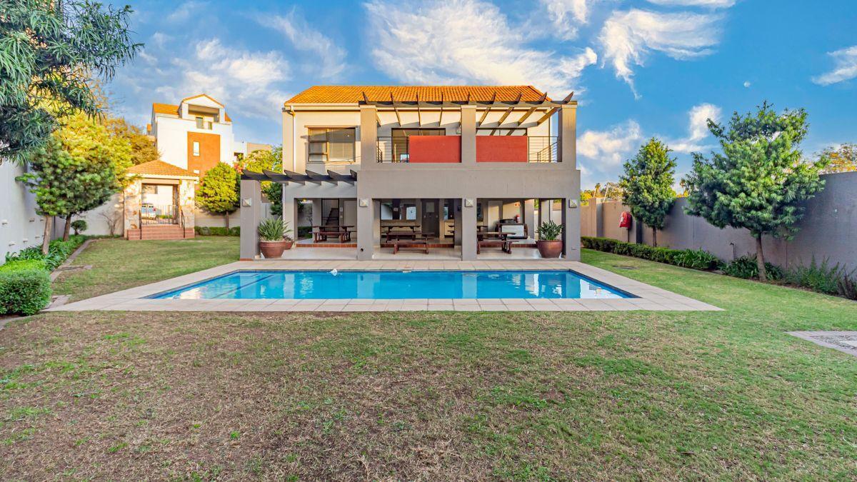 1 Bedroom Apartment in Sunninghill