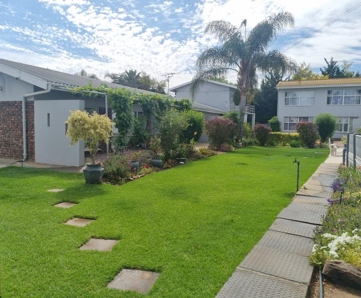 1 Bedroom Apartment in Robertson