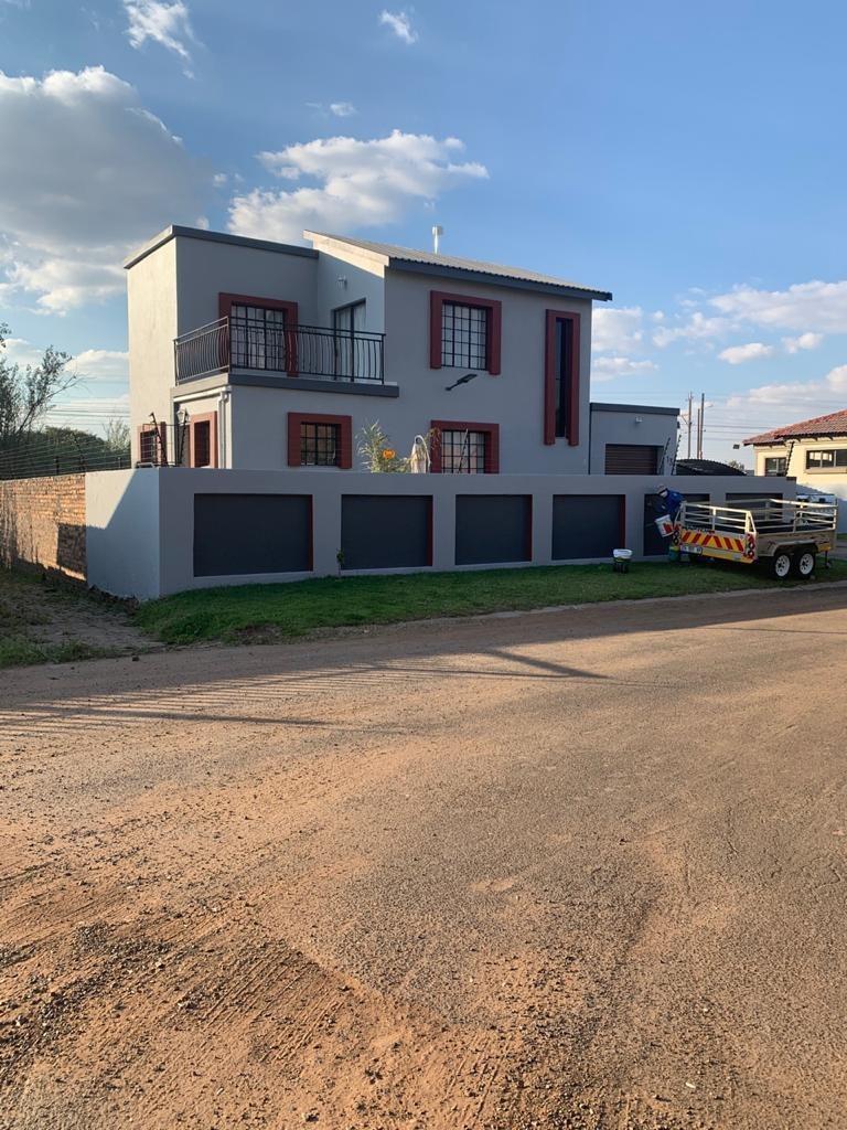 3 Bedroom House in Middelburg South